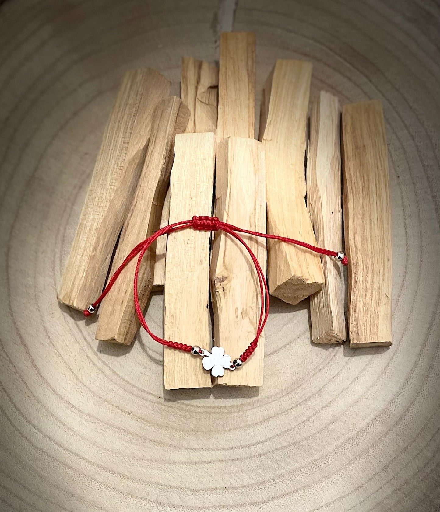 Pulseras de Hilo Rojo