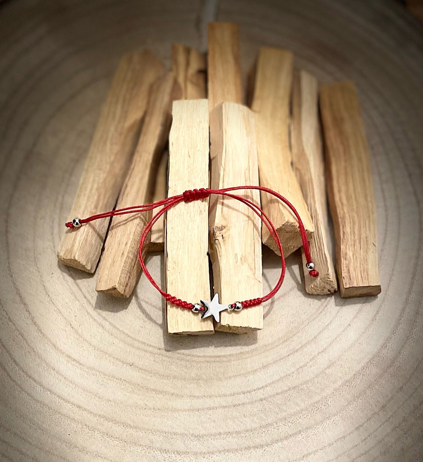 Pulseras de Hilo Rojo