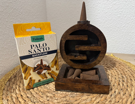 Cascada de Humo con Incienso de Palo Santo